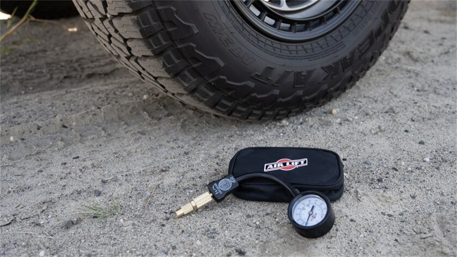 Air Lift s Analog Air Pressure Gauge - Image 5