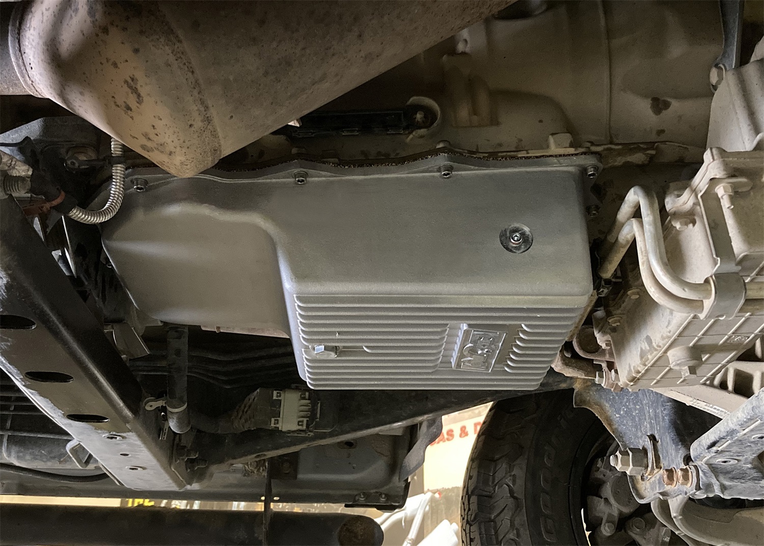 Heavy-Duty Transmission Pan - Image 8