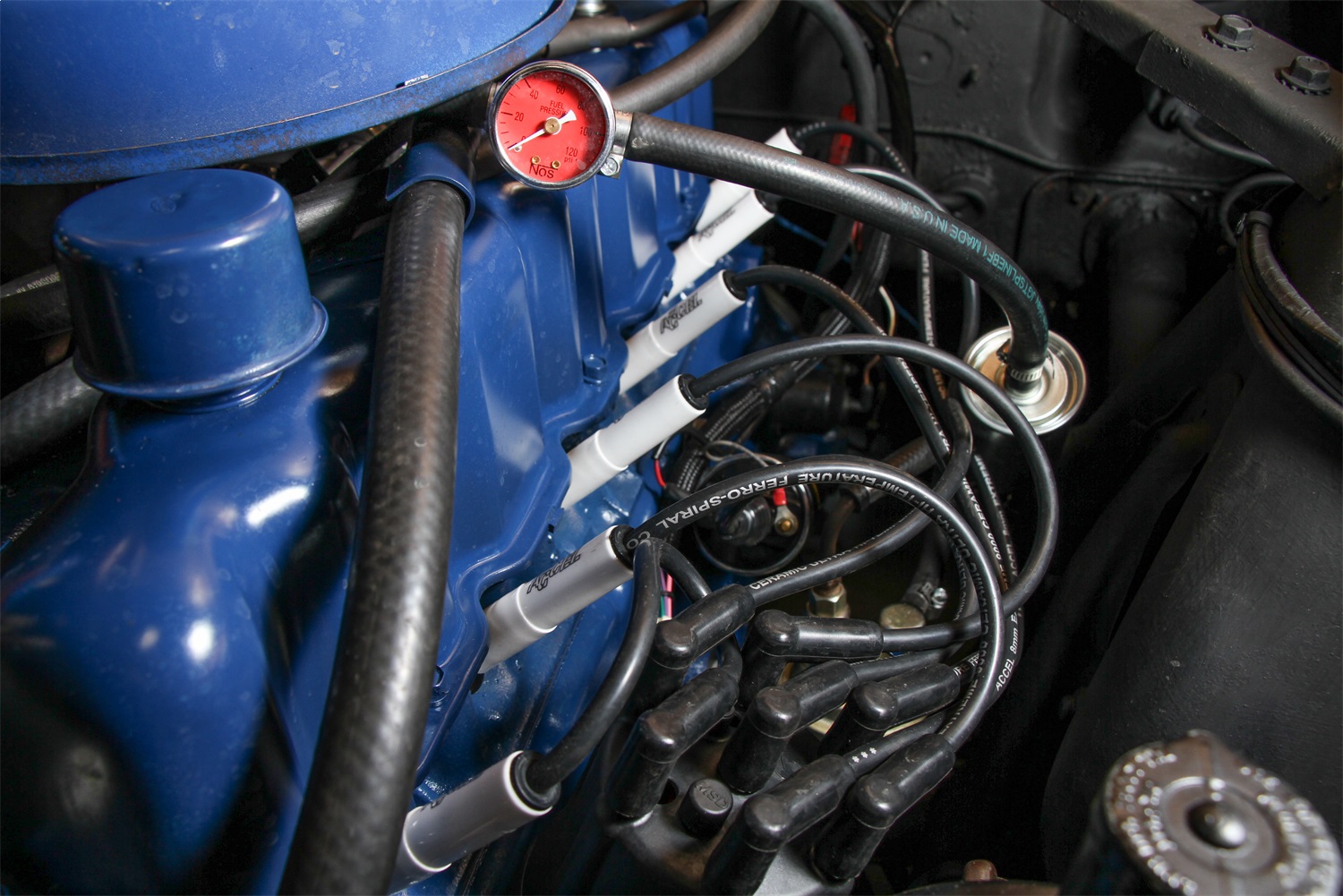 Extreme 9000 Ceramic Boot Spark Plug Wire Set - Image 4