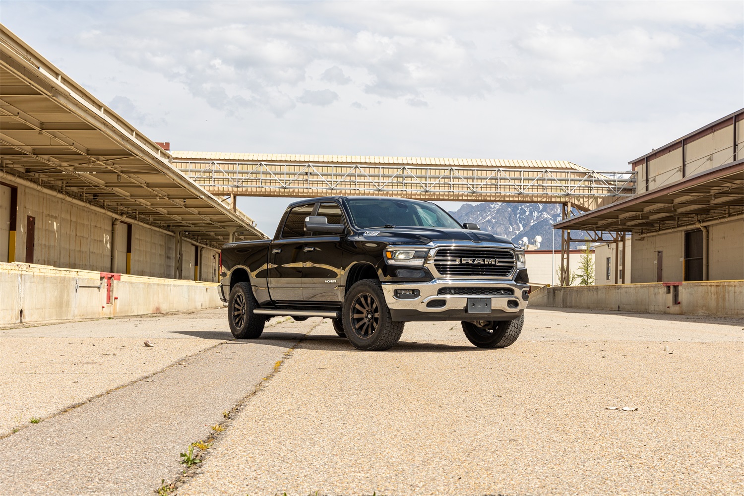 SST® Lift Kit w/Shocks - Image 3