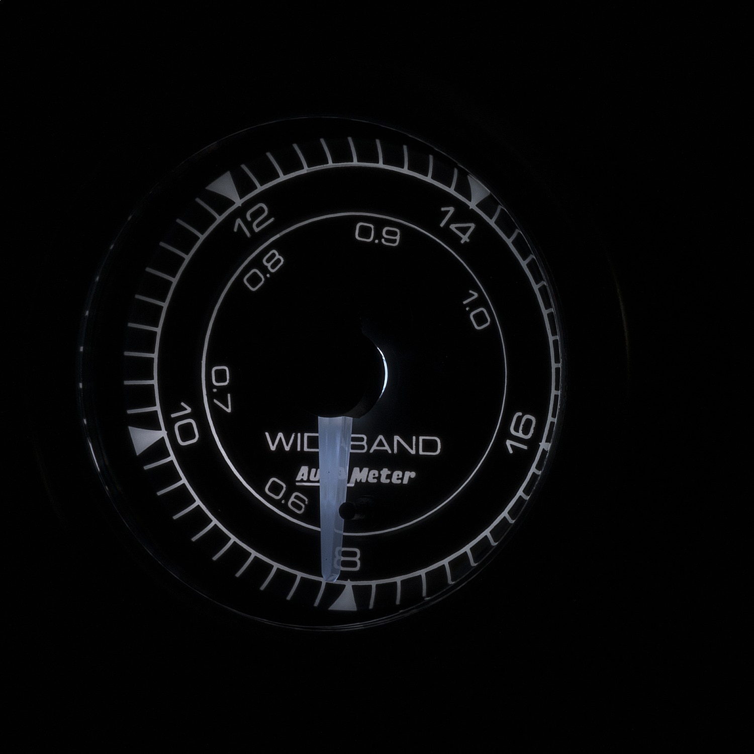 GAUGE; AIR/FUEL RATIO-WIDEBAND; ANALOG; 2 1/16in.; 8:1-18:1; STEPPER MOTOR; CHRO - Image 3