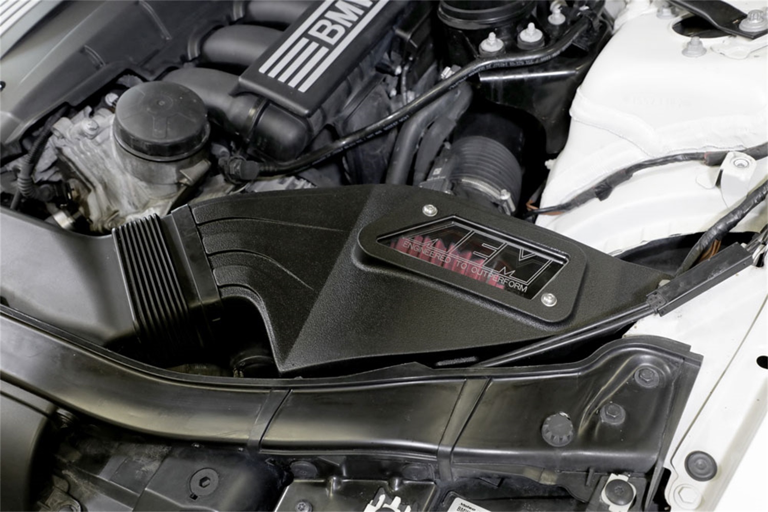 Cold Air Intake System - Image 10