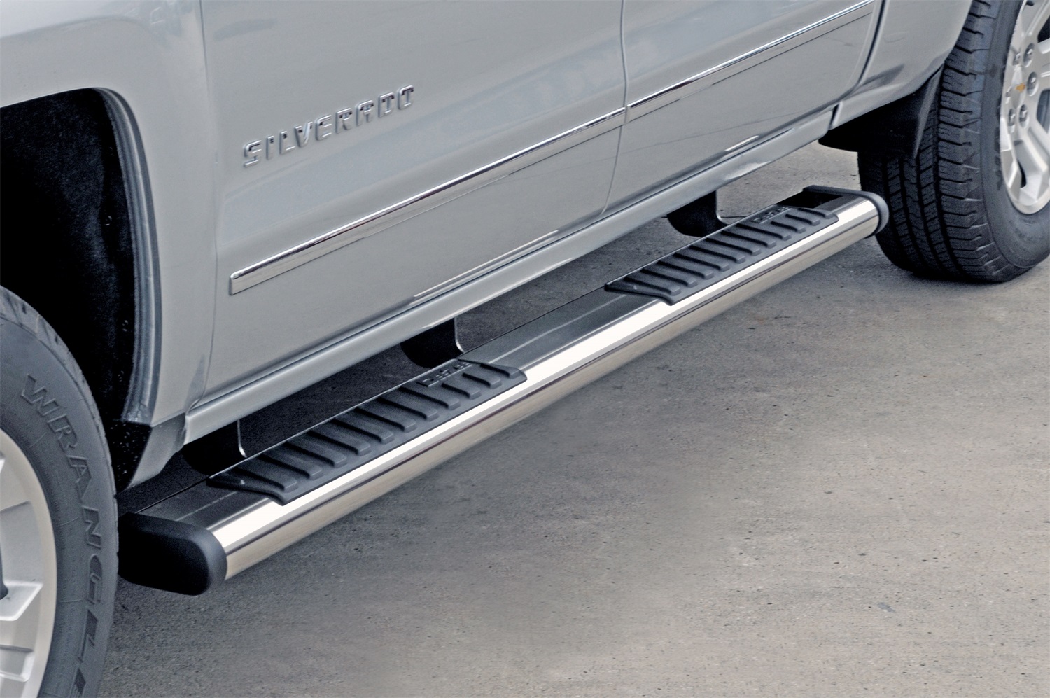Stainless Steel Side Steps 6 in. Oval Cab Length - Image 5