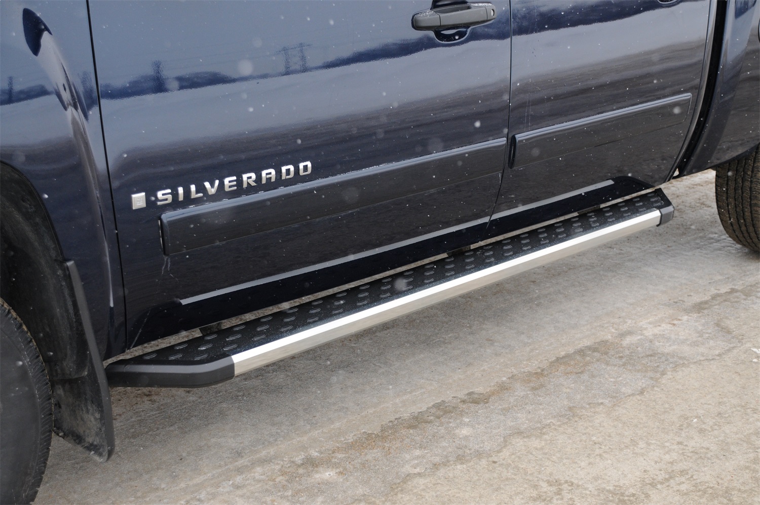 NXt Running Boards - Image 3